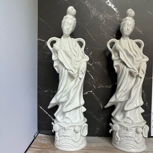 Porcelain Geisha Women